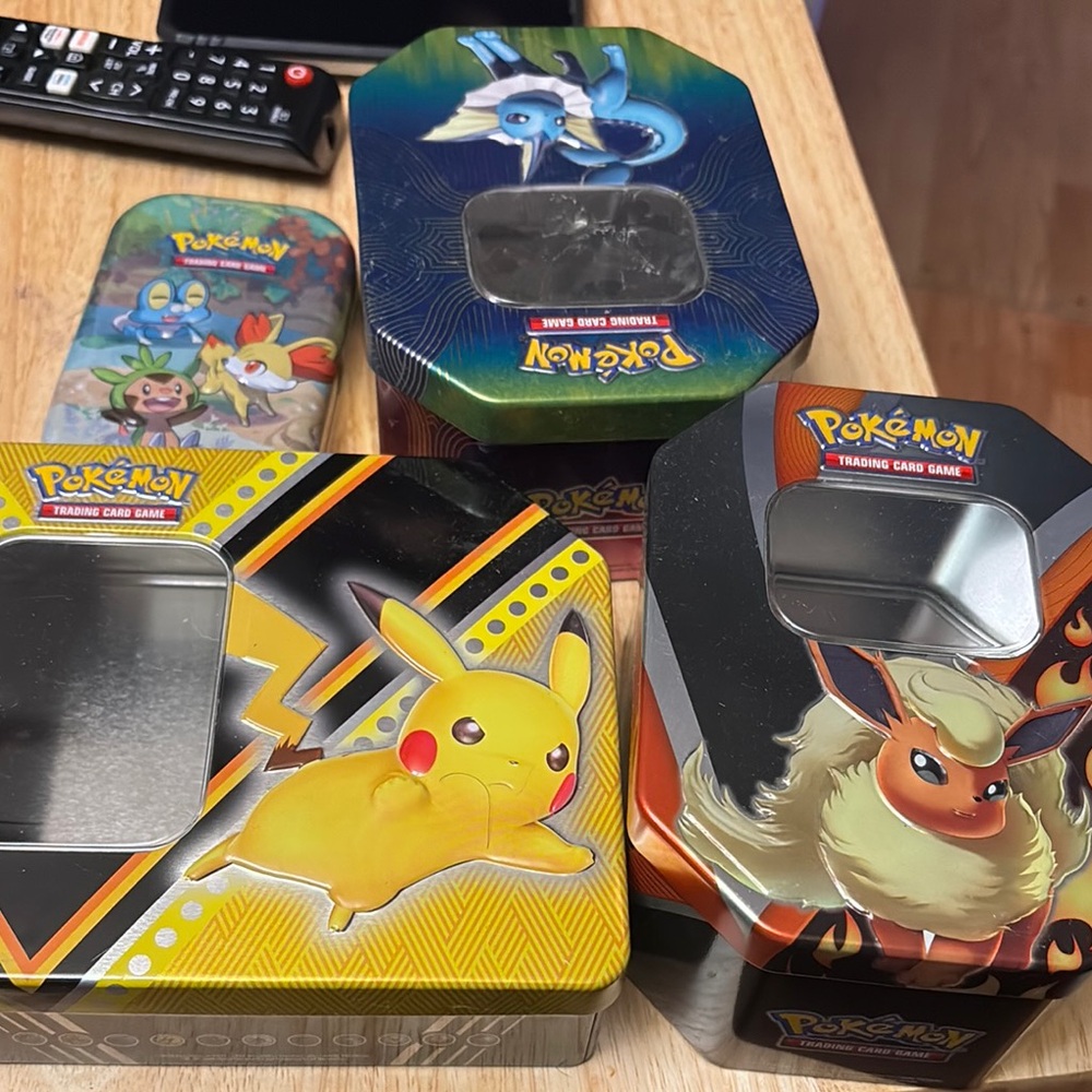 Pokemon Trading Card Game Tins - Pikachu, Flareon, Vaporeon
